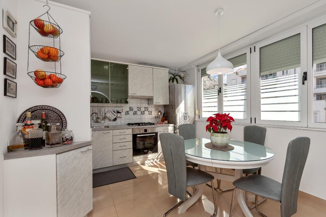Apartment Marina Makarska Ngoại thất bức ảnh