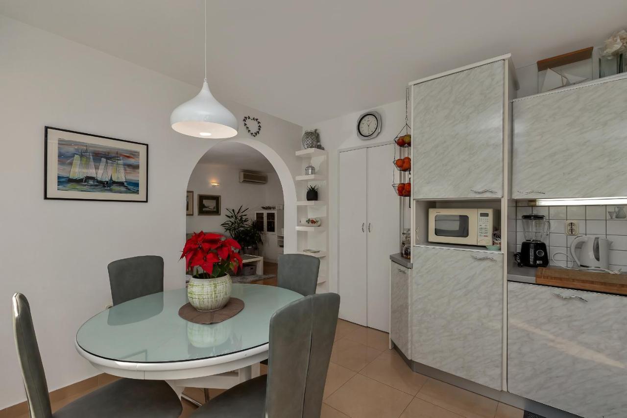 Apartment Marina Makarska Ngoại thất bức ảnh